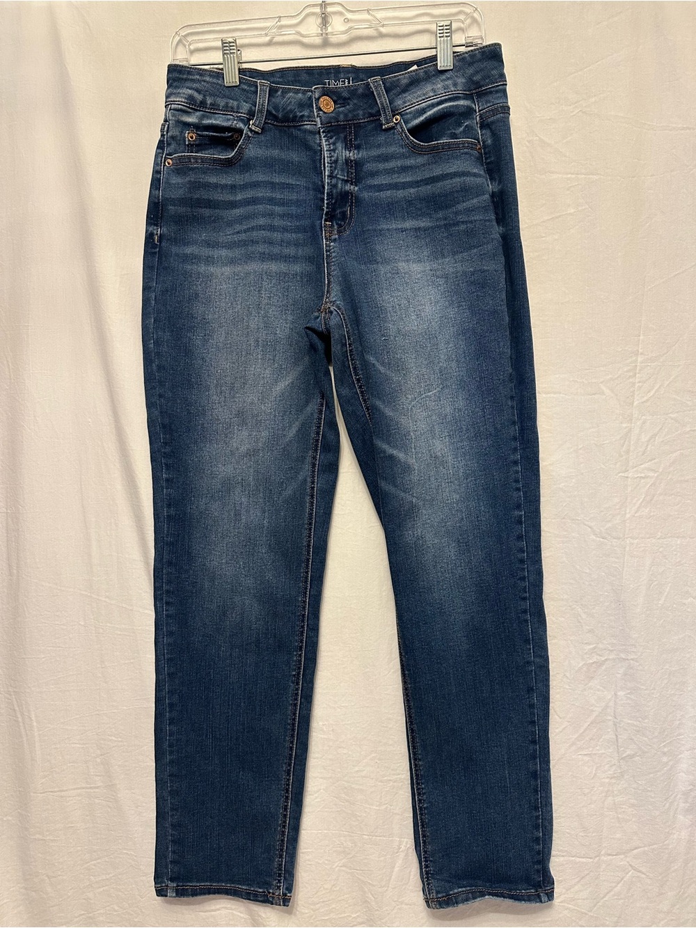 Time and Tru Straight Leg Jeans Womens 10 Medium Wash Stretch Denim 28” Inseam